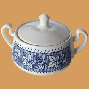 Vintage 1950s Homer Laughlin Shakespeare Country Blue Sugar Bowl with Lid